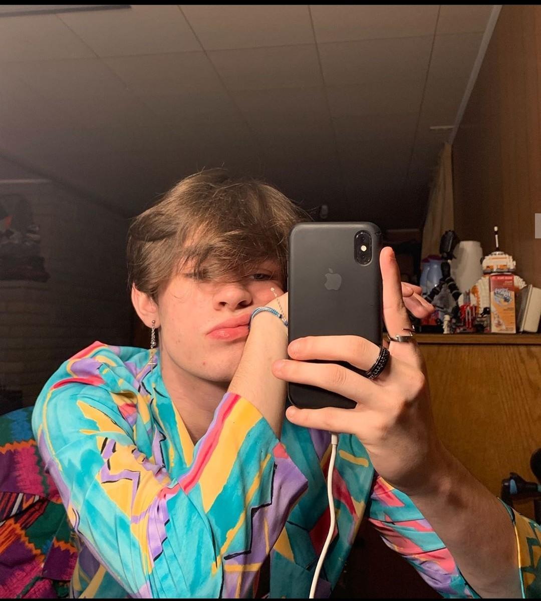 Pix aesthetic tiktok profile pics cartoon boys aesthetic anime kawaii anime. TikTok Boys Wallpapers - Wallpaper Cave