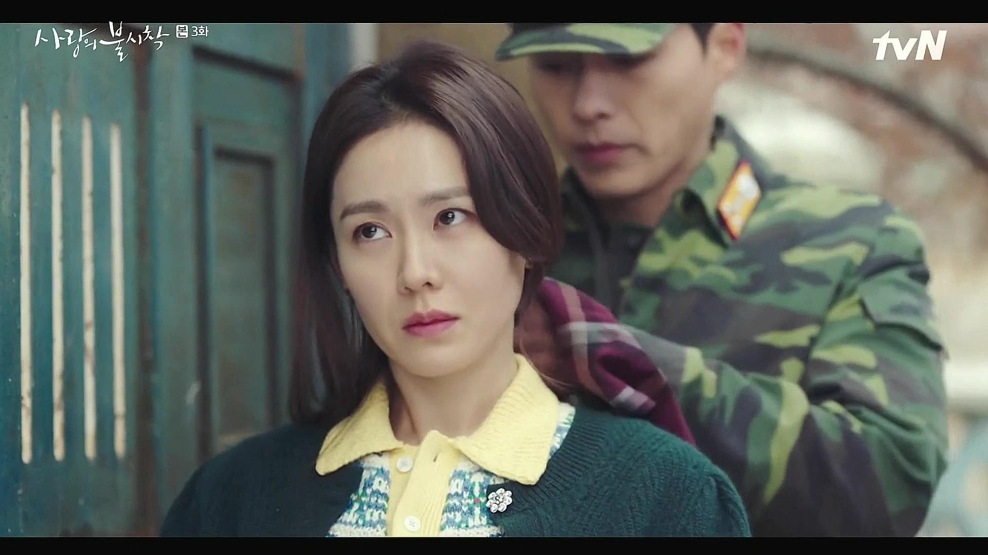 One day, while paragliding, an accident caused by strong winds leads yoon se ri to make an emergency landing in north korea. Crash Landing On You Wallpapers - Wallpaper Cave