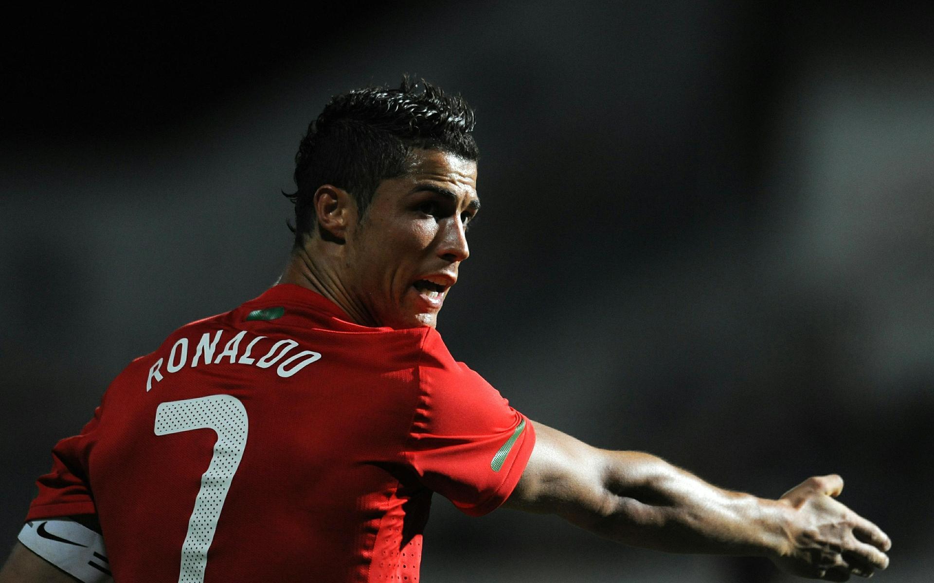 You can also upload and share your favorite juventus cr7 wallpapers. Ronaldo Desktop Wallpapers - Wallpaper Cave