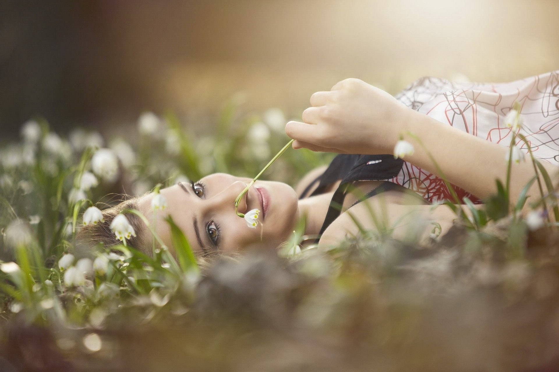 Free download high quality and widescreen resolutions . Women Flowers Wallpapers Wallpaper Cave