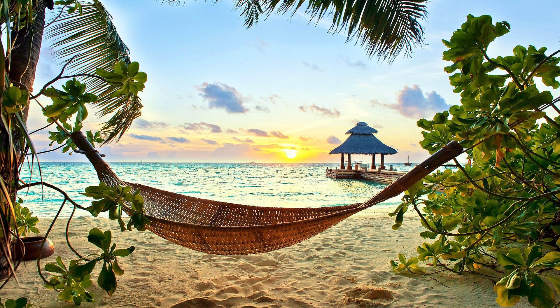 Take a few days off from all work and family obligations, steal away to. Swing On The Beach Wallpapers - Wallpaper Cave