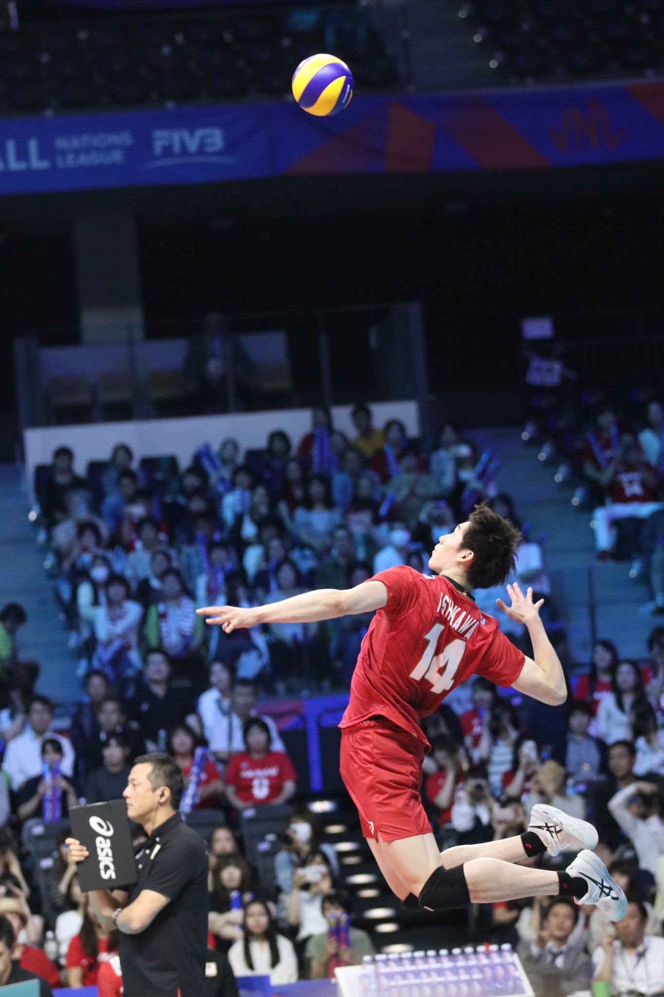 Watching television is a popular pastime. Yuji Nishida Wallpapers - Wallpaper Cave