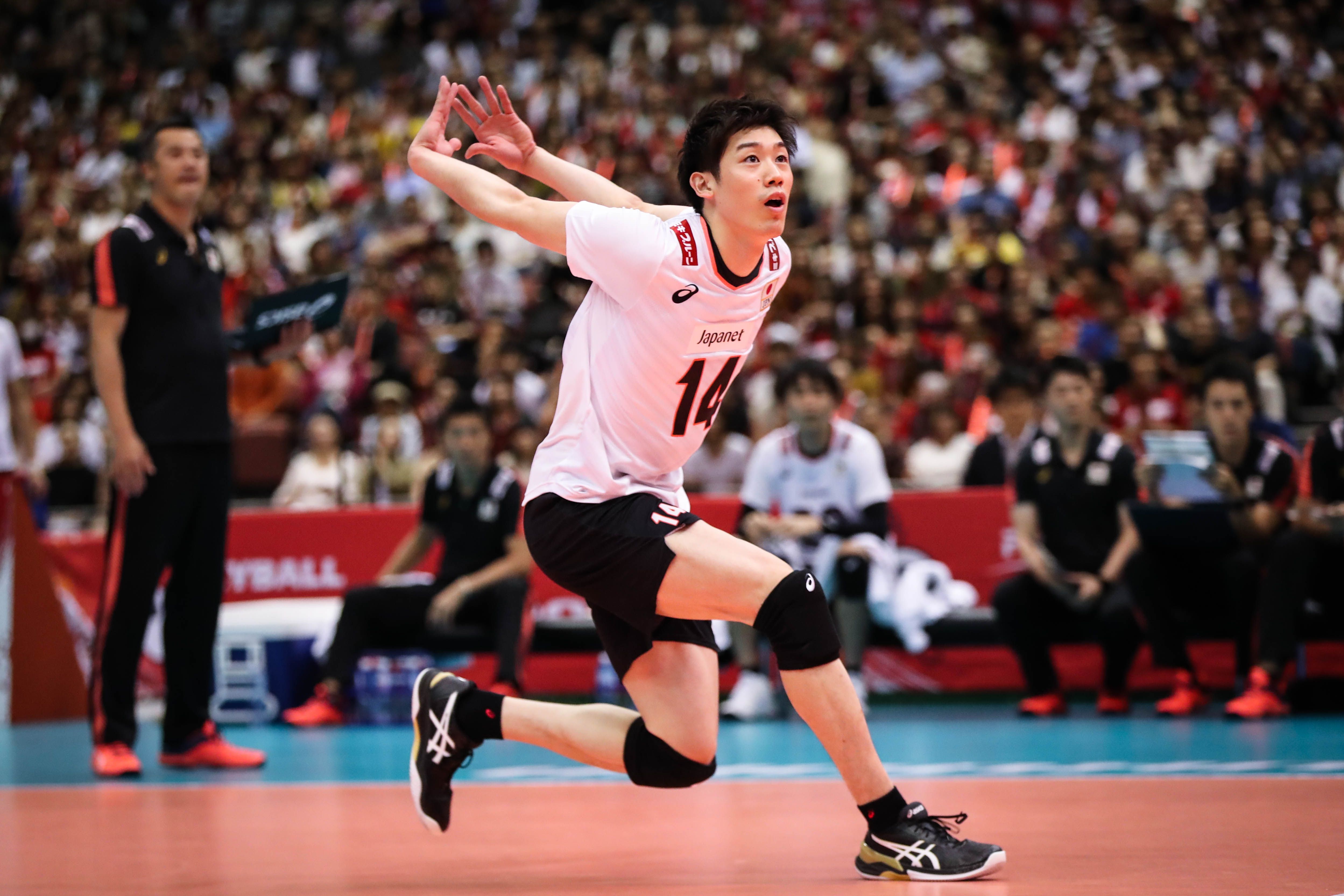 If you have divided a cup into quarters, this means that you've separated it into four equal parts. Yuji Nishida Wallpapers - Wallpaper Cave