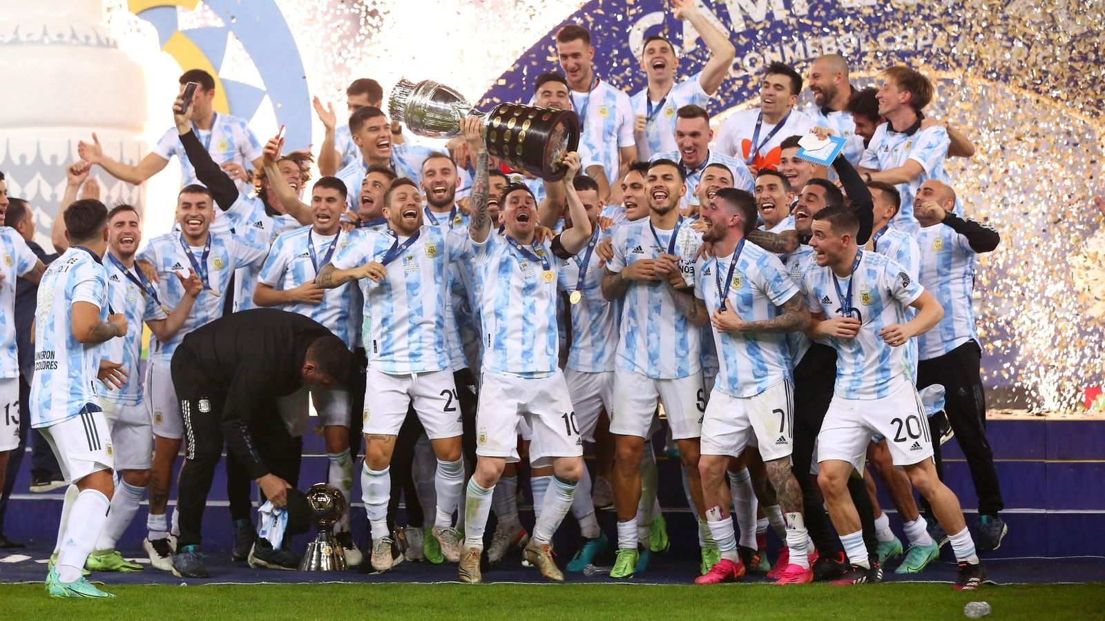 11/07/2021 · tons of awesome argentina copa américa champions 2021 wallpapers to download for free. Argentina Copa America Champions 2021 Wallpapers Wallpaper Cave