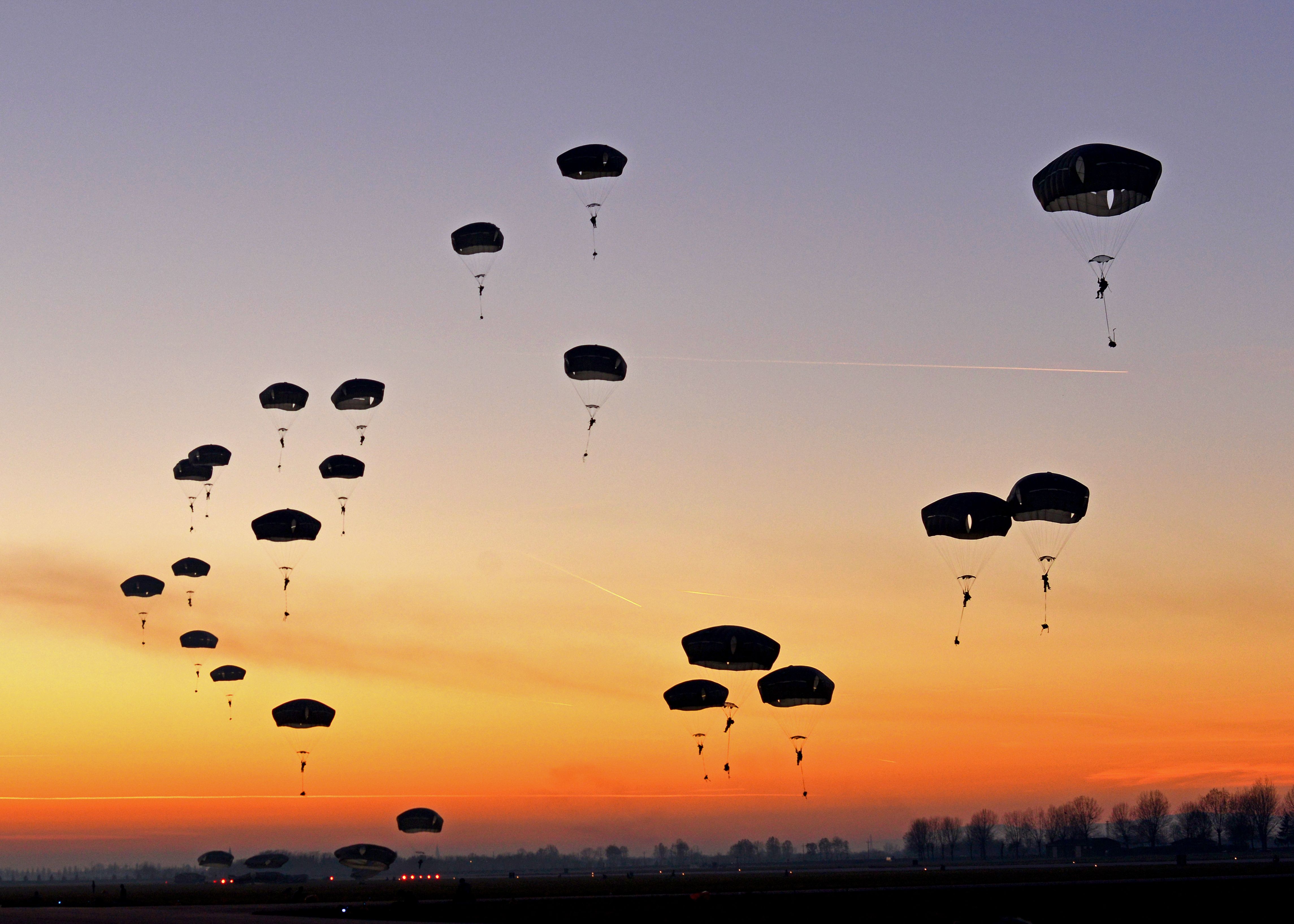 Download and discover more similar hd wallpaper on wallpapertip. Military Paratrooper Wallpapers Wallpaper Cave
