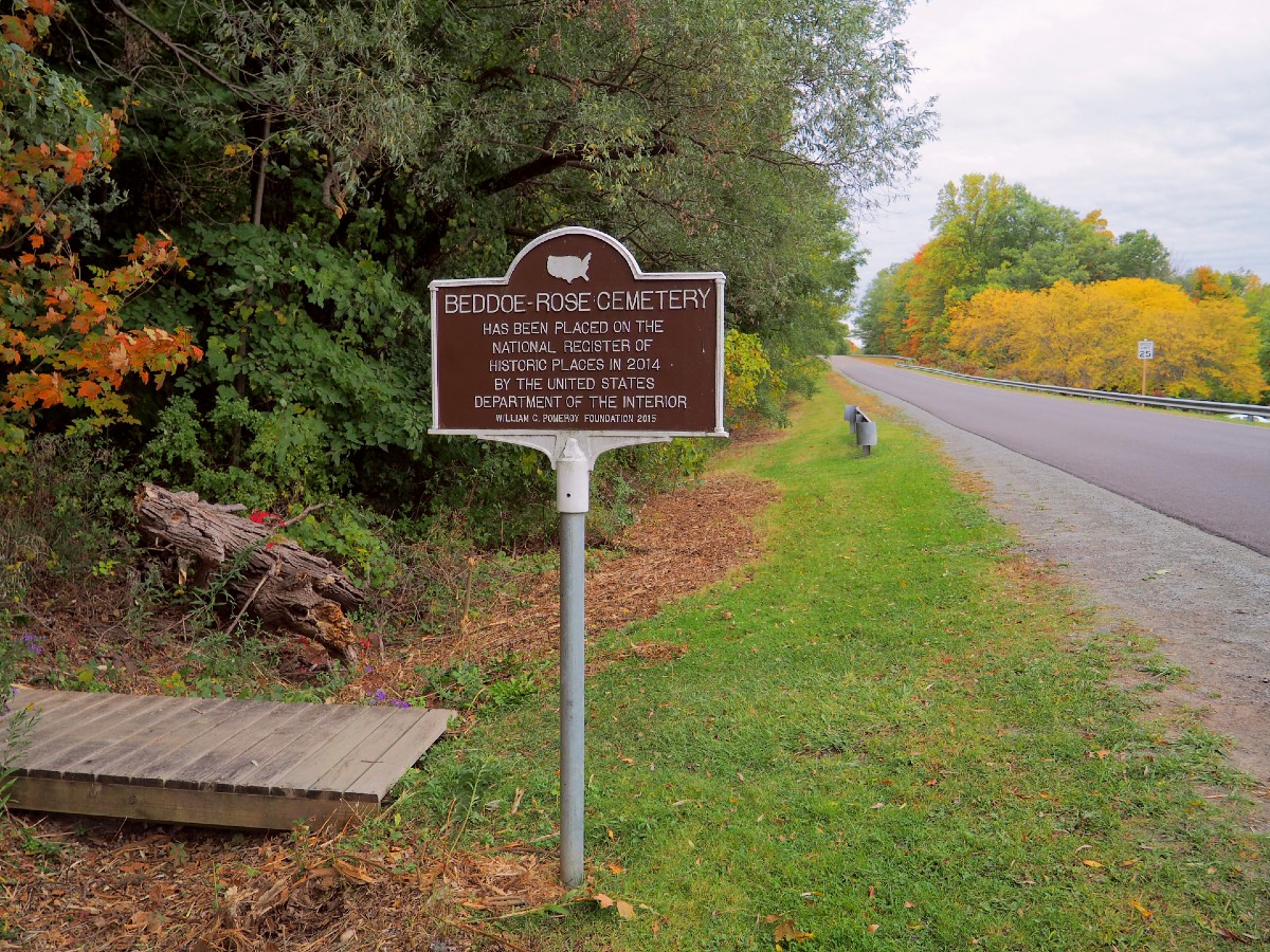 Beddoe-Rose Cemetery Sign