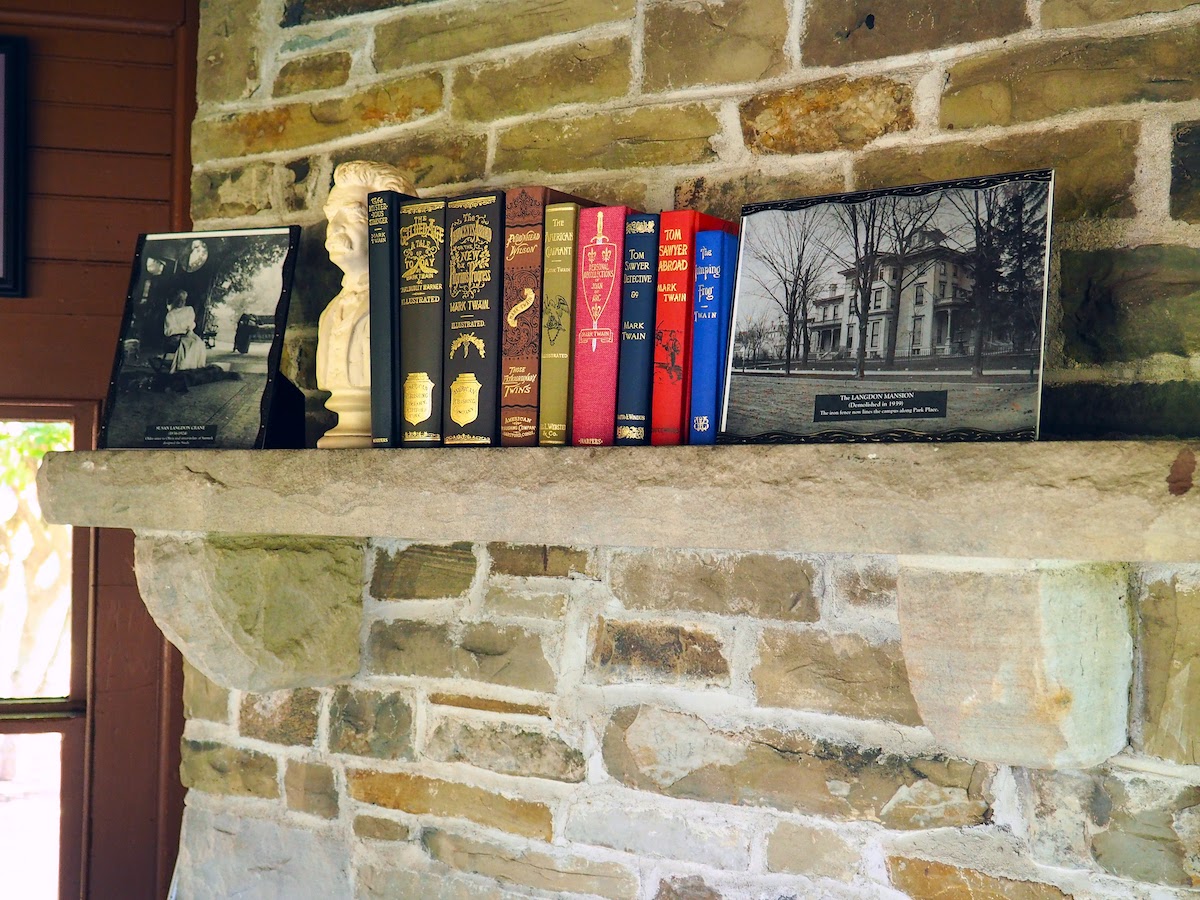 Mark Twain Books