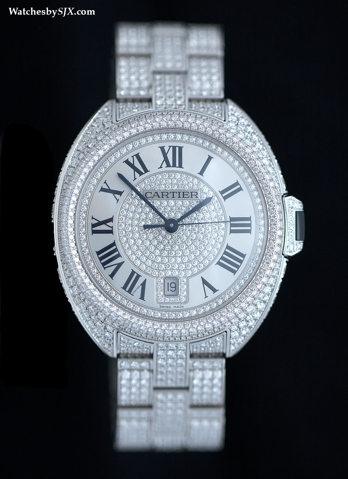 Up Close With The Cle De Cartier A Completely New Case Style With A Fresh Entry Level In House Movement With Original Photos Price Sjx Watches
