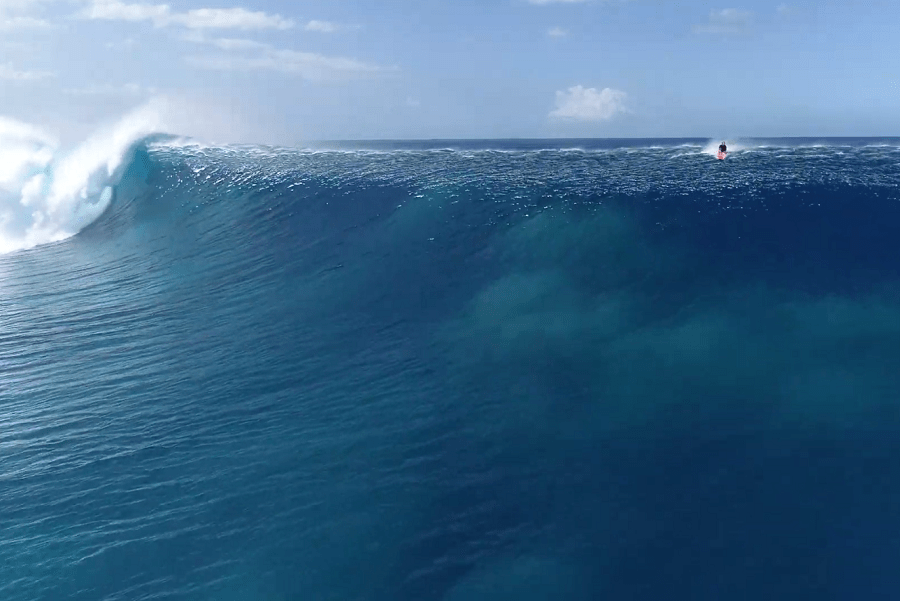 Tpg contributor brian biros, who has backpacked the globe for the past 15 years, this post contains references to products from one or more of our advertisers. Epic Surf With 50 Waves Strikes Hawaii