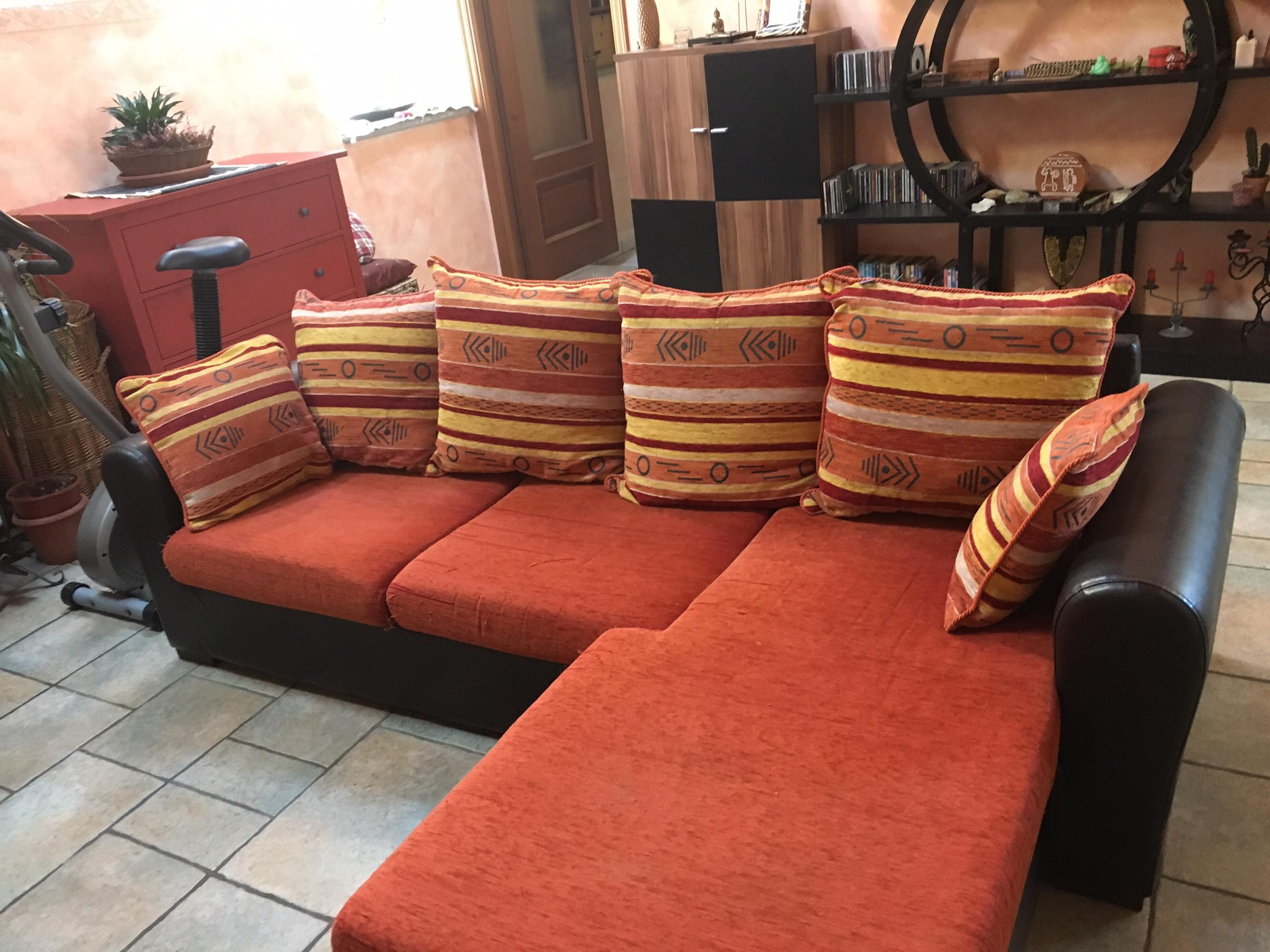 (+39) 011 9003361 mobilandia.web info@mobilandia.it commerciale@mobilandia.it marketing@mobilandia.it. Divano Con Penisola In 10091 Val Della Torre Fur 120 00 Zum Verkauf Shpock De