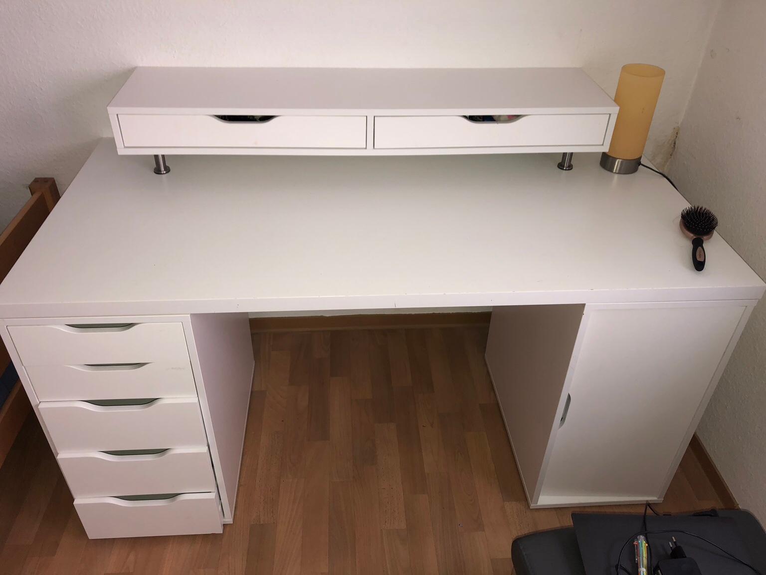 Er ist mehr als nur ein gebrauchsgegenstand, an diesem schreibtisch macht . Schminktisch / Schreibtisch in 68259 Mannheim for â¬50.00