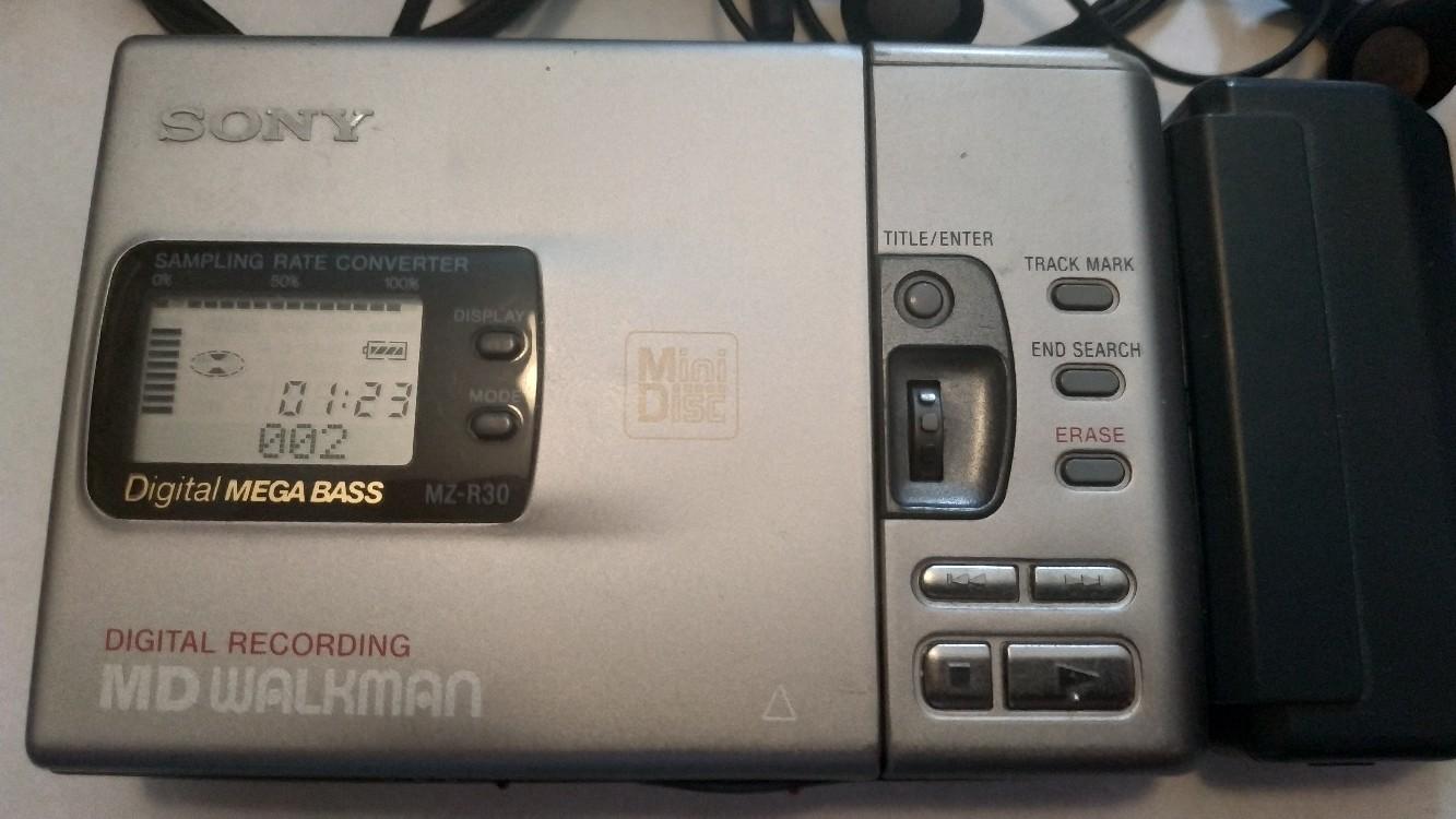 320 × 240 pixel | 640 × 479 pixel | 1.024 × 767 pixel . Sony MiniDisc MD Walkman MZ-R30 in 6112 Wattens fÃ¼r â¬ 60