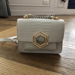 Maybe you would like to learn more about one of these? Borsa Di Nadine Nuova In 20123 Milano Fur 25 00 Zum Verkauf Shpock De