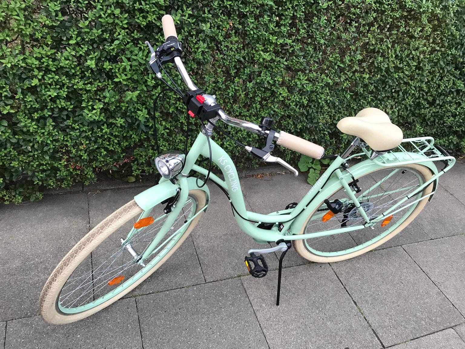 Original ddr mifa fahrrad damenrad und herrenrad diamant fahrbereit. Damenfahrrad Cityrad Balloon 28 Zoll (grÃ¼n) in 20535 Hamm