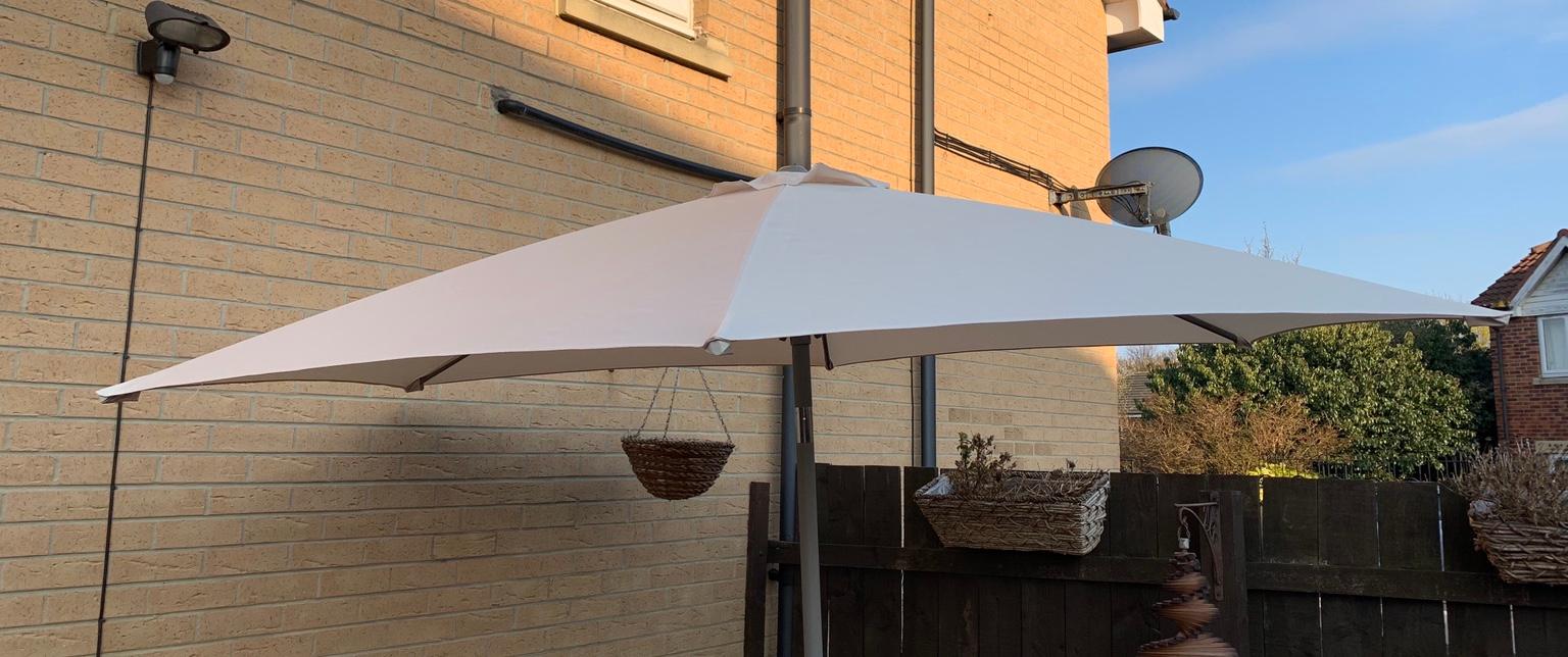 Rotation requires a bit of dexterity, but that's acceptable for this price. John Lewis Garden Parasol In Ne29 Tyneside For 60 00 For Sale Shpock