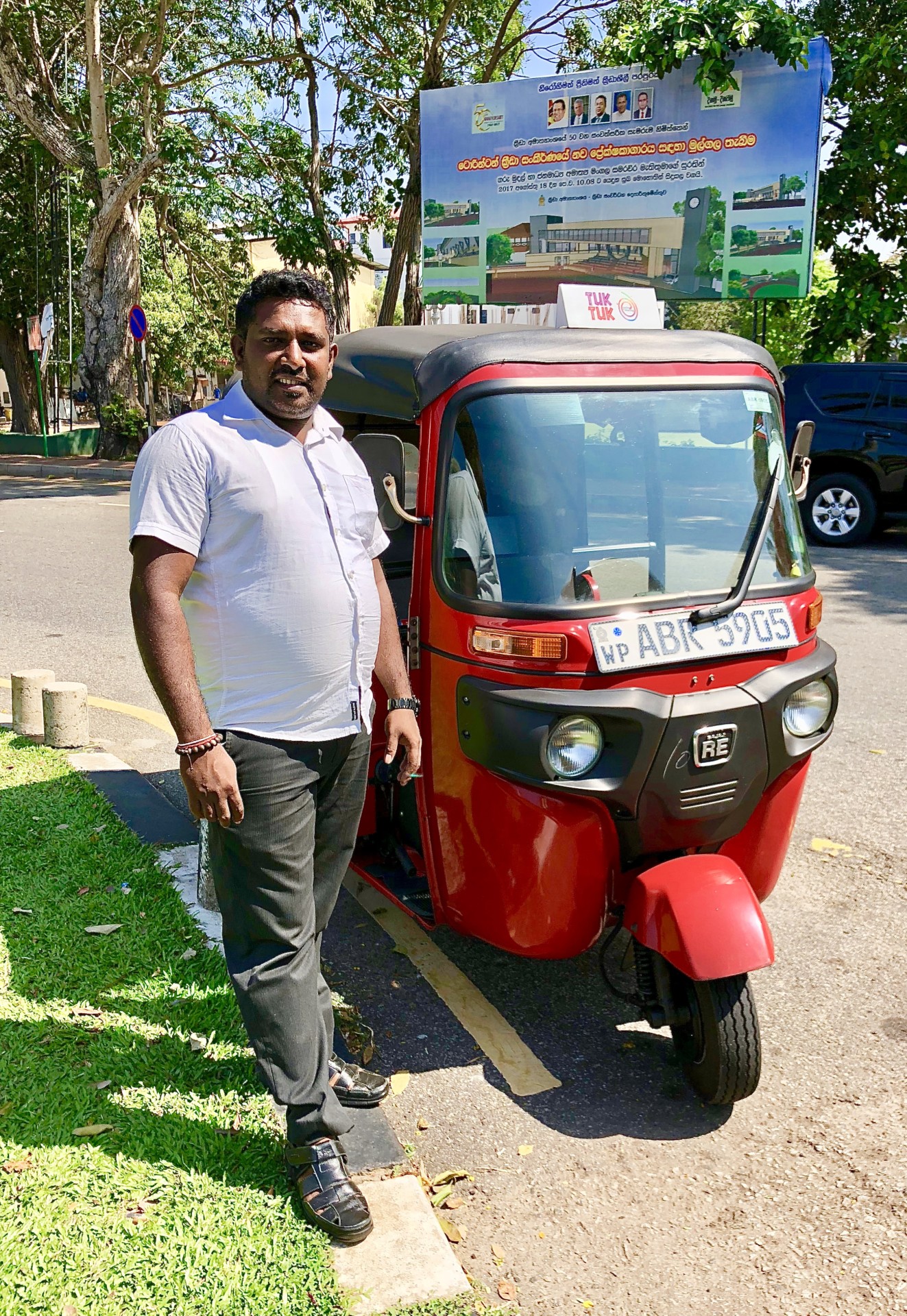 Puiu nastase trenul tuc,tuc nelu stratan new 2020. Mit Dem Tuk Tuk Unterwegs Weltrentner