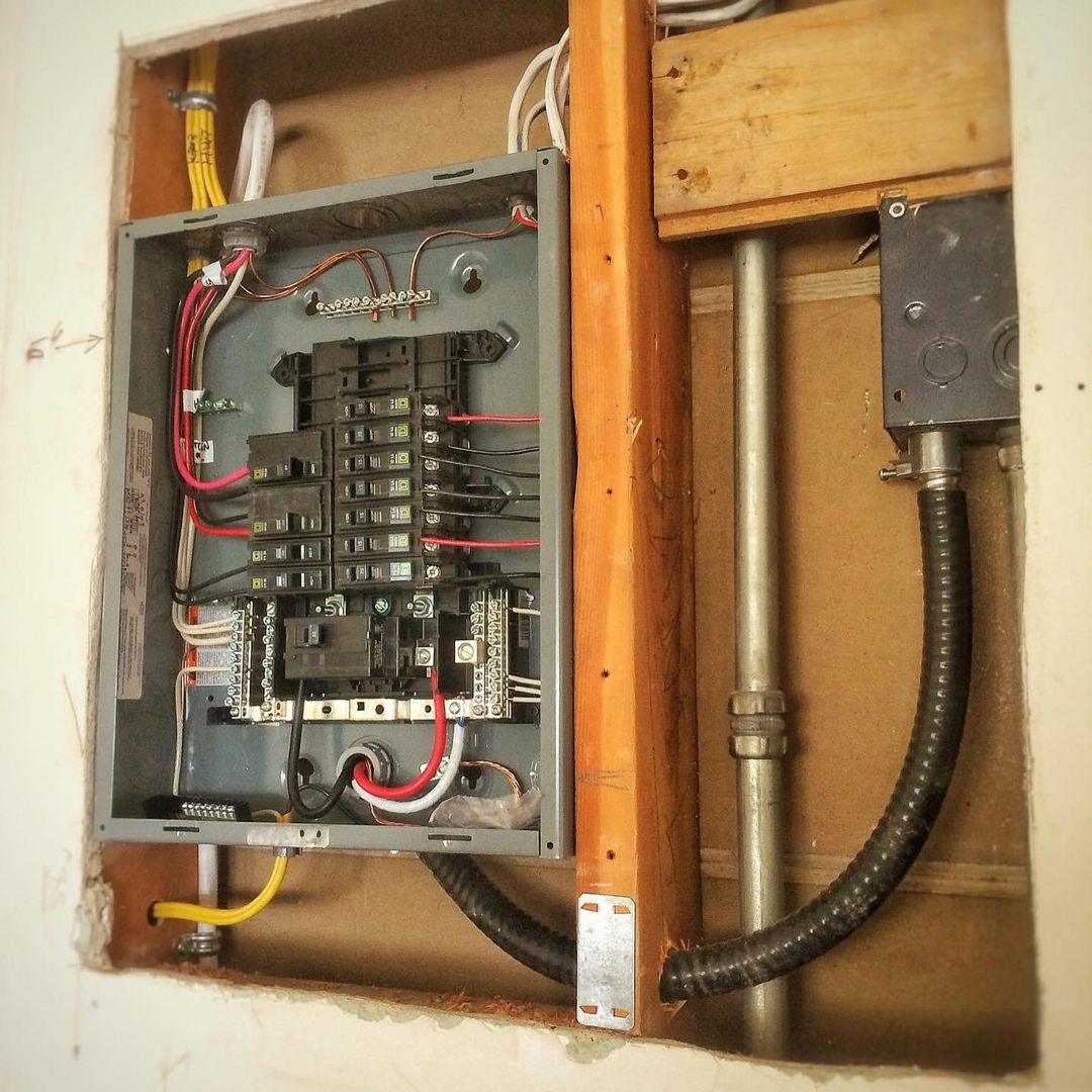 Whether you have tough electrical questions or work for us to do, contact us . Westmont Emergency Electrician