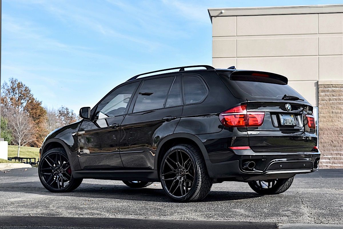 Переделка bmw x5 e70 в x5m