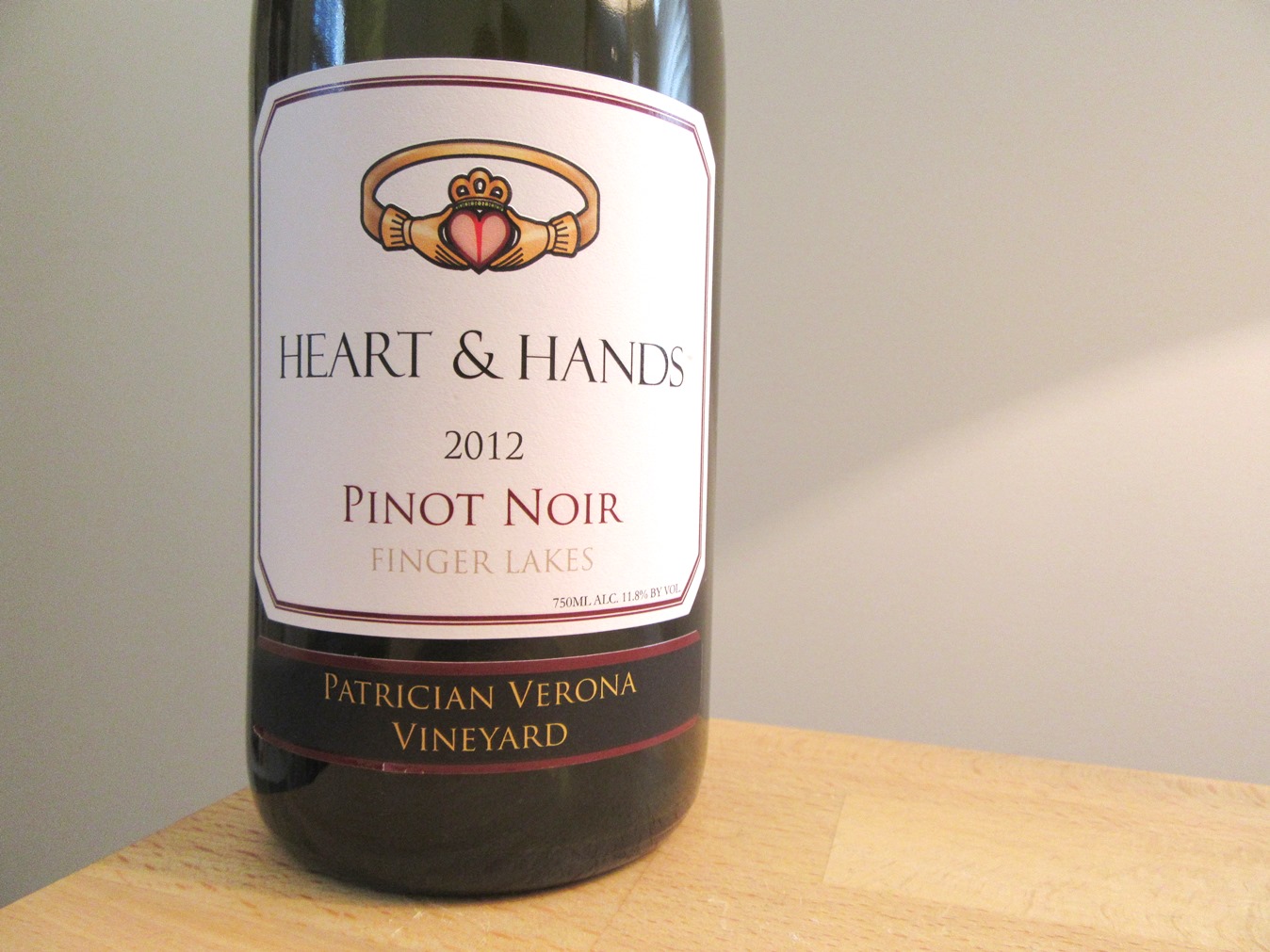 heart-hands-wine-company-pinot-noir-2012-an-elegant-low-alcohol