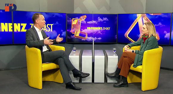 Aus moskau meldete sich korrespondent christoph wanner, aus charkiw korrespondentin luzia tschirky. Moderation Talk Mit Russland Korrespondentin Luzia Tschirky Matthias Wipf