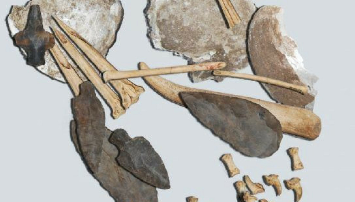 Scoperto Il Kit Per Tatuaggi Più Antico Del Mondo 694_x_1217_jpg