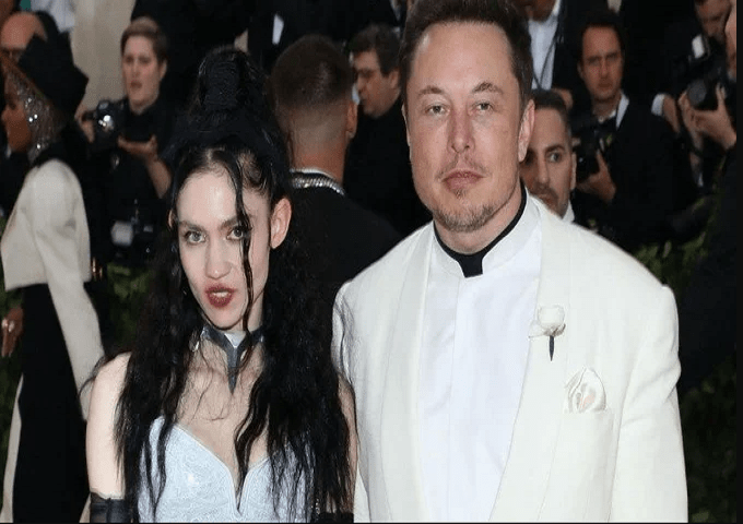 Elon musk and grimes began dating in may 2018 and welcomed their first child together two years later — see the photos. Kxx Y3ogdohivm