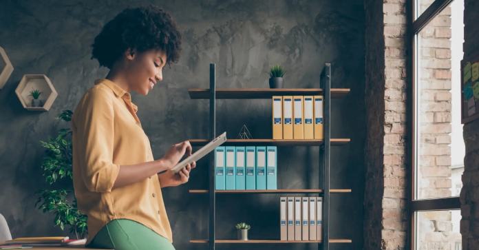 Learn how to begin a web-based enterprise in six steps