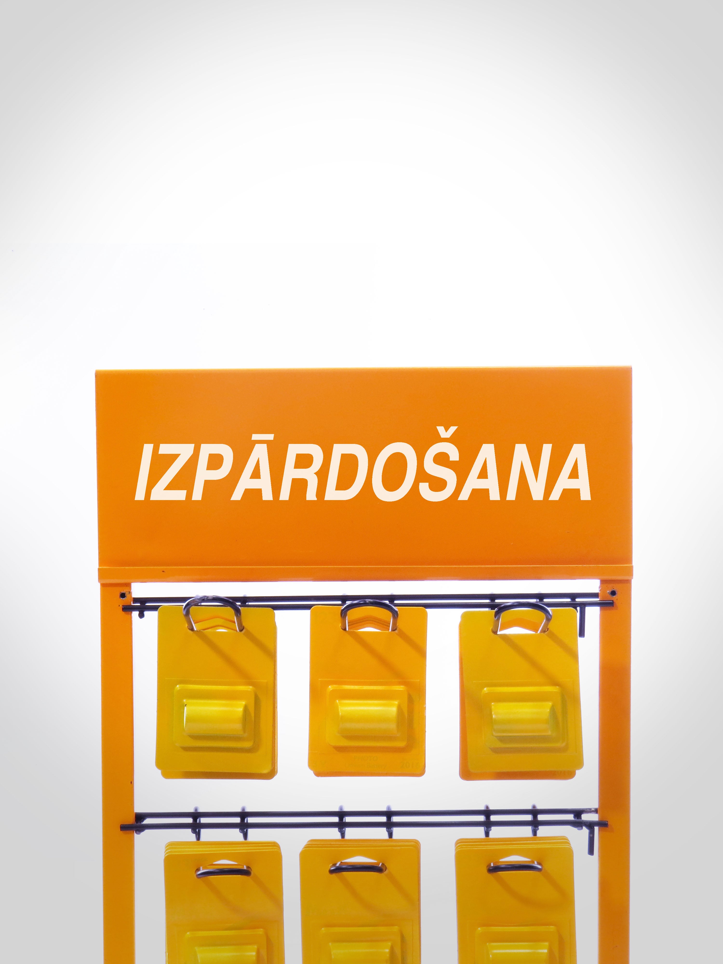 Preces ar samazinātu cenu, atlaides, izpārdošana