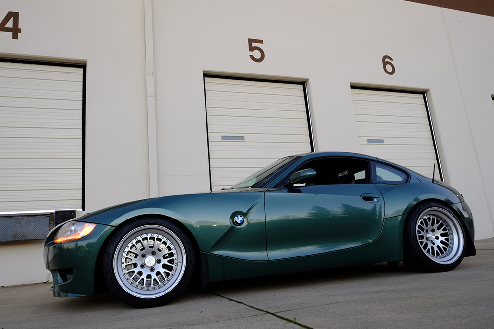 Fir Tree Green Metallic Z4 M Coupe | Wrapfolio