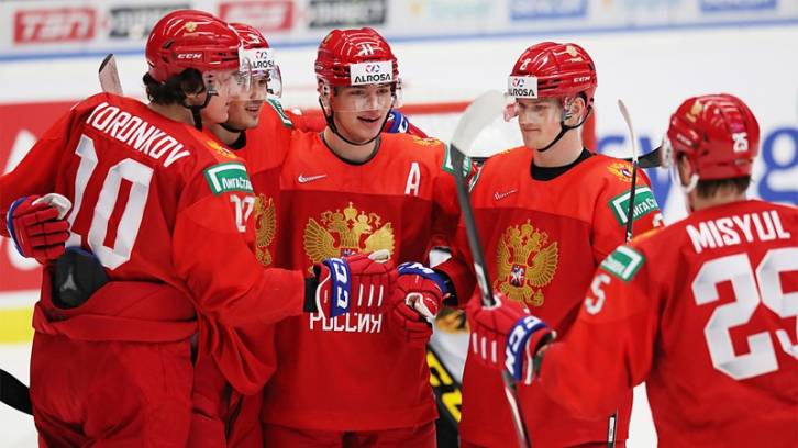 Теперь сразу у трёх команд по девять набранных очков. Hokkej U20 Rossiya Shvejcariya 02 01 2020 Onlajn Video Translyaciya Chetvertfinala Molodezhnogo Chempionata Mira Po Hokkeyu Gde Smotret