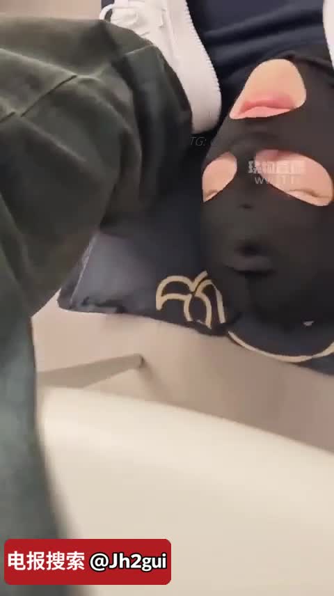 #静琪s 小白鞋白袜捂狗脸