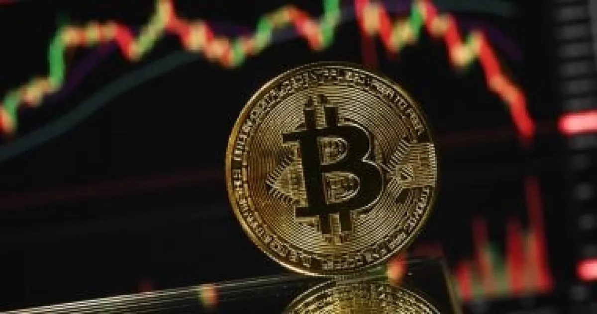 البيتكوين تتجاوز 71 ألف دولار وسط تفاؤل تنظيمي رغم التوترات الجيوسياسية البيتكوين تتجاوز 71 ألف دولار وسط تفاؤل تنظيمي رغم التوترات الجيوسياسية
