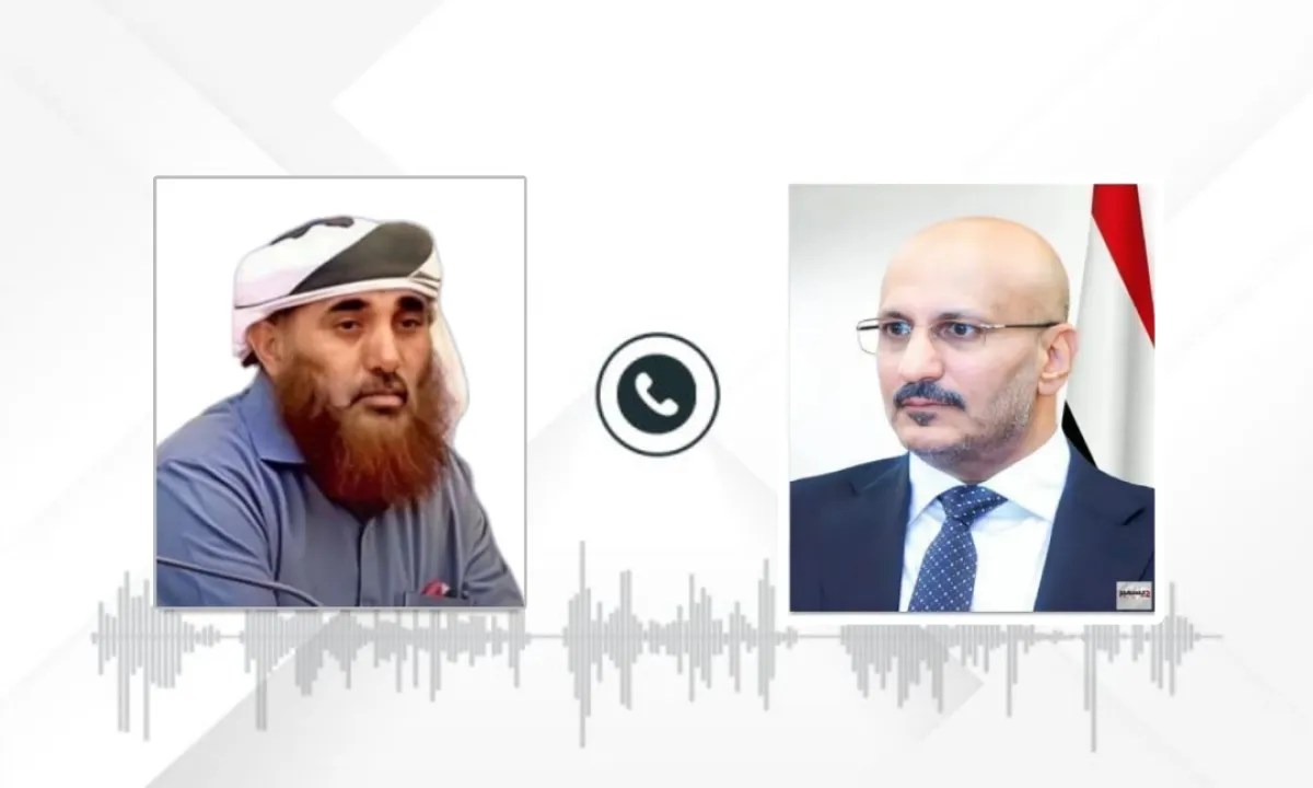 الفريق طارق صالح يهنئ اللواء حمدي شكري ويثمن أدواره القتالية المشهودة