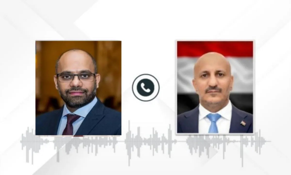 وزير الاتصالات يعزي الفريق طارق صالح في استشهاد قائد الفرقة الأولى مقاومة وطنية