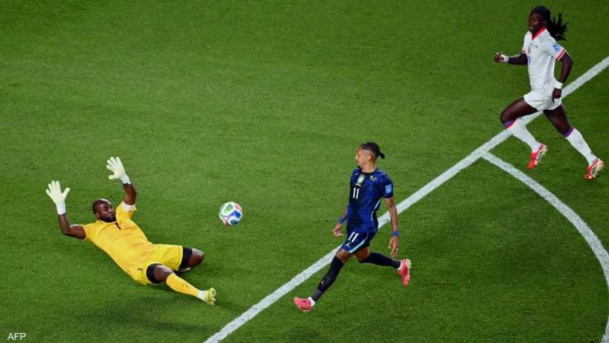 البرازيل تقترب من التأهل إلى دور الـ32 بثلاثية في شباك هايتي