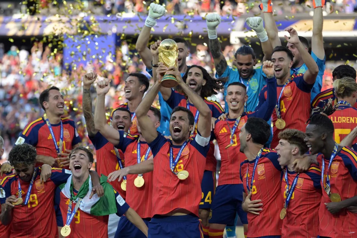 إسبانيا تهزم الأرجنتين وتتوج بلقب كأس العالم 2026