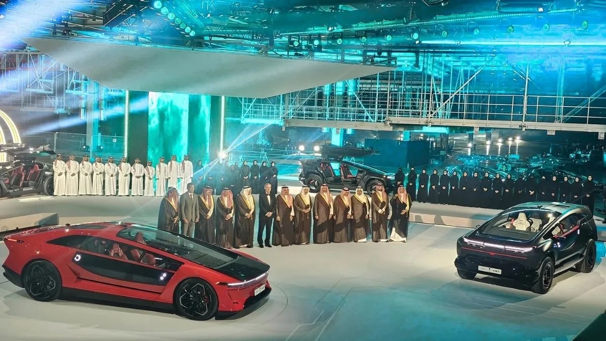 سير تكشف عن سياراتها الكهربائية بتوجيهات ولي العهد