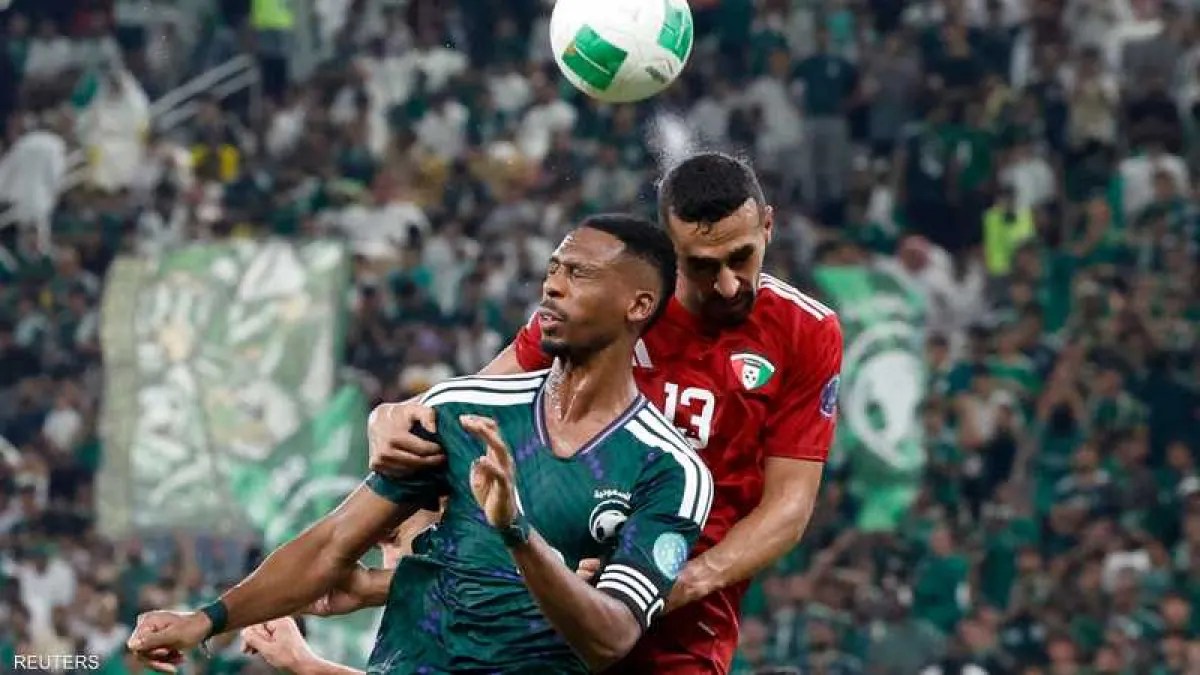 السعودية تتصدر المجموعة الأولى في &laquo;خليجي 27&raquo; بعد الفوز على الكويت وتعادل العراق وعُمان