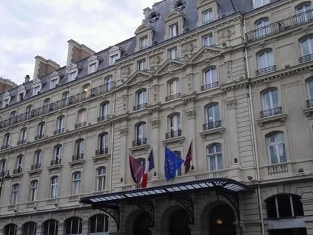 【悲報】フランス、『大パニック状態』になってしまう!!!!!