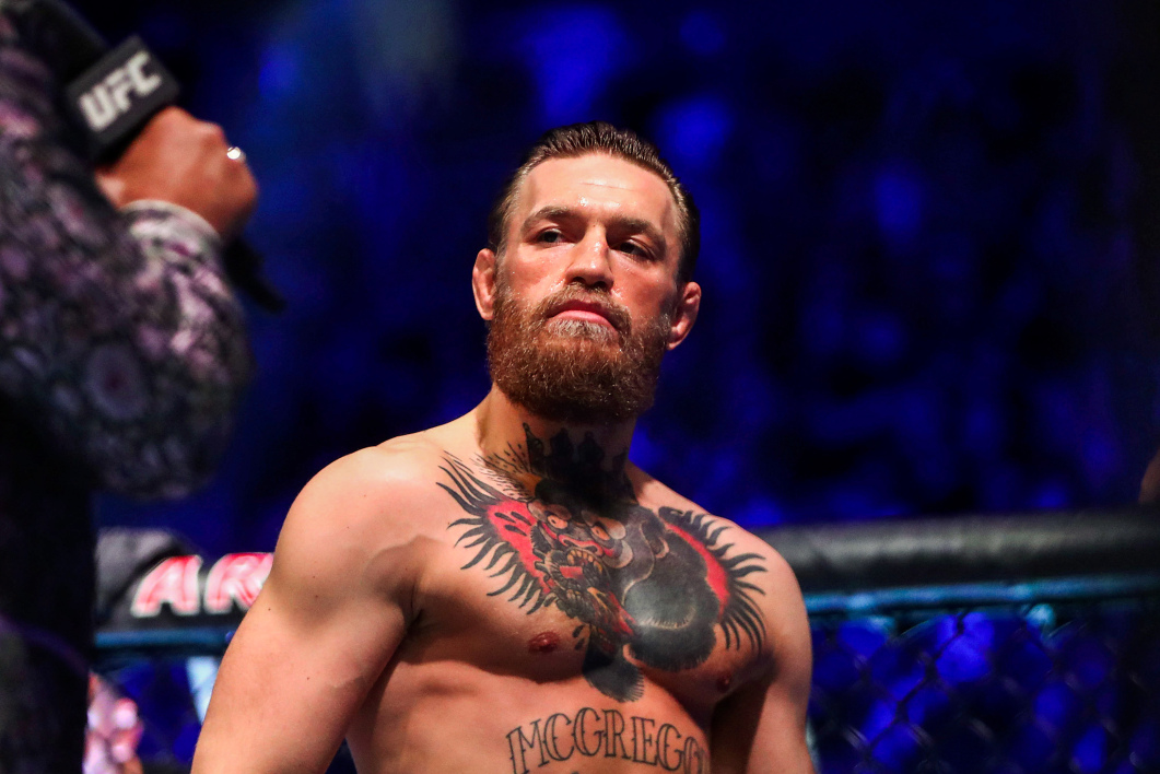 UFC Conor McGregor fait allusion à un retour pour atteindre ses
