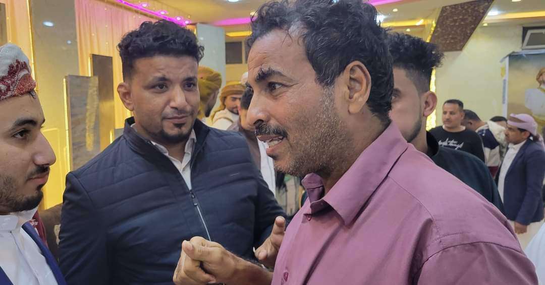 فنان عدني شهير يصل صنعاء لاول مرة منذ سنوات لهذا السبب