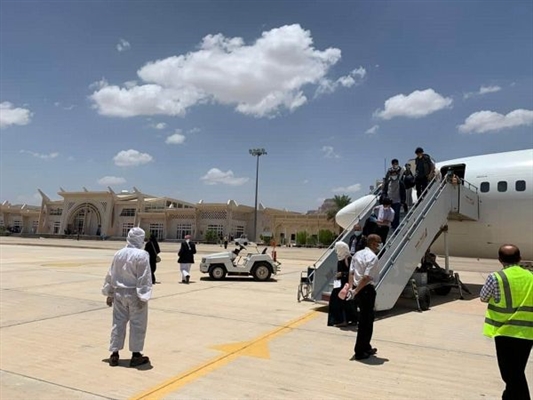 نائب وزير النقل يؤكد جاهزية المطارات في المحافظات المحررة لاستقبال الرحلات الجوية نائب وزير النقل يؤكد جاهزية المطارات في المحافظات المحررة لاستقبال الرحلات الجوية