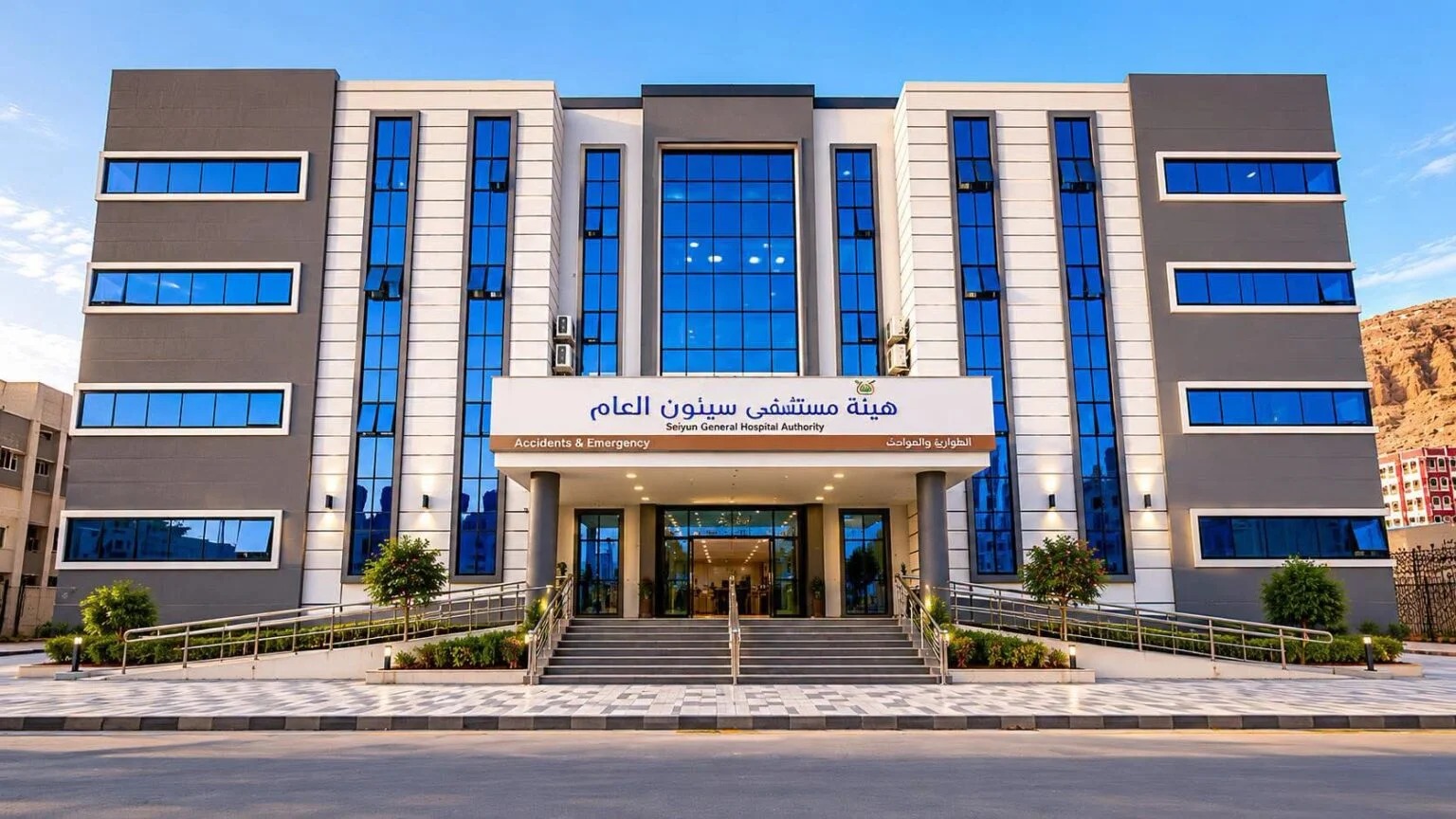 رئيس هيئة مستشفى سيئون العام يعلن استقالته ..لهذا السبب