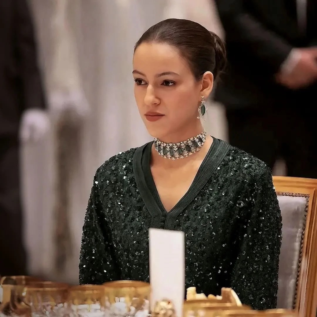 الشعب المغربي يحتفل غدا الجمعة بالذكرى الثامنة عشرة لميلاد صاحبة السمو الملكي الأميرة للا خديجة الشعب المغربي يحتفل غدا الجمعة بالذكرى الثامنة عشرة لميلاد صاحبة السمو الملكي الأميرة للا خديجة