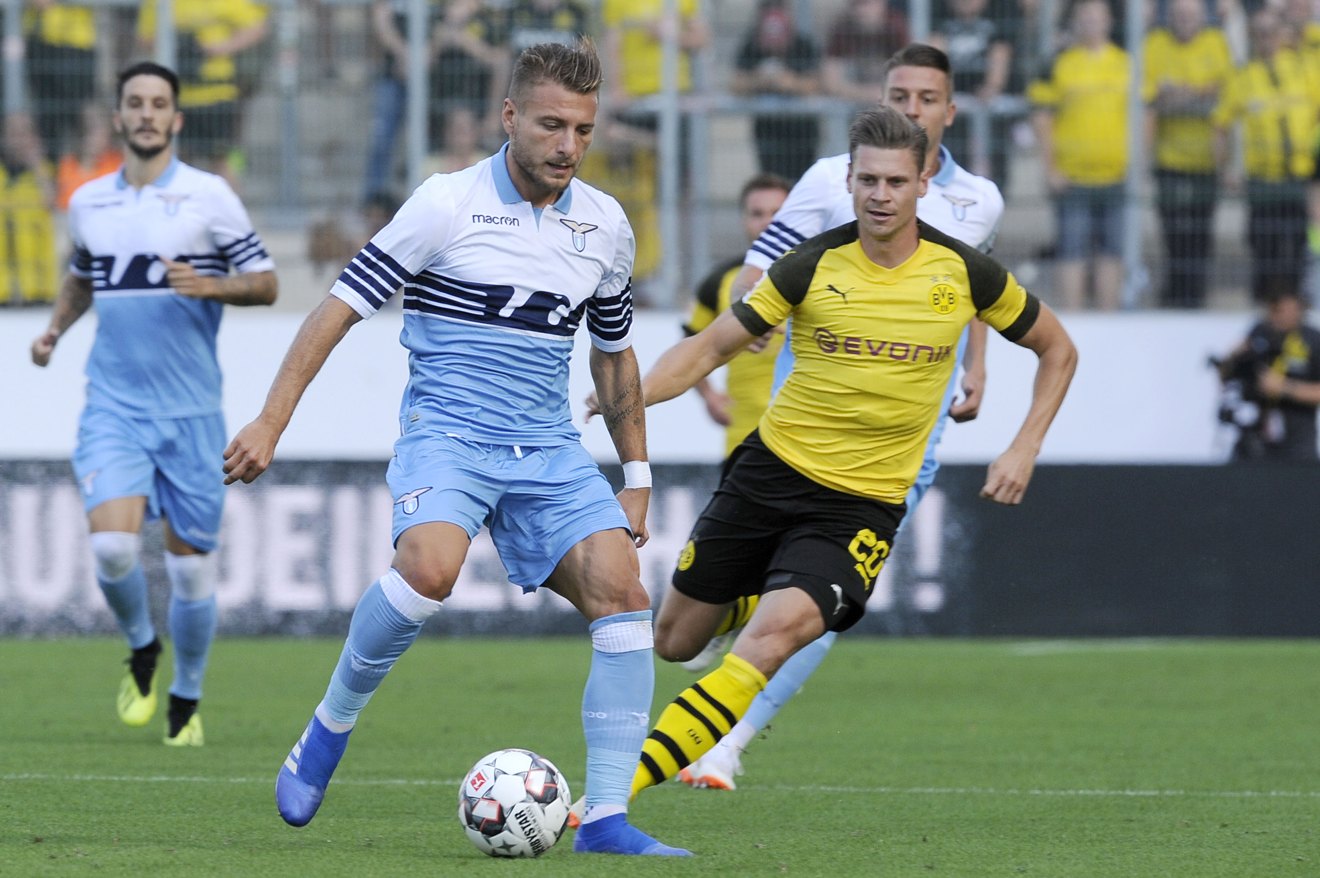 اطلع على اخر واهم اخبار نادي لاتسيو الحصرية لدي سبورت360 عربية. Ù„Ø§ØªØ³ÙŠÙˆ ÙˆØ¯ÙˆØ±ØªÙ…ÙˆÙ†Ø¯ Ø­ÙƒØ§ÙŠØ© ØºØ±ÙŠØ¨Ø© Ù…Ø¹ Ø§Ù„Ø£Ø±Ù‚Ø§Ù… ÙˆØ§Ù„ØªØ§Ø±ÙŠØ®