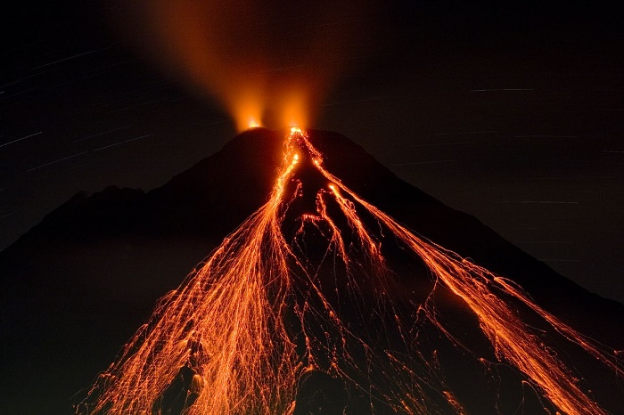 Be the first to discover secret destinations, travel hacks, and more. Arenal Volcano | | Alluring World