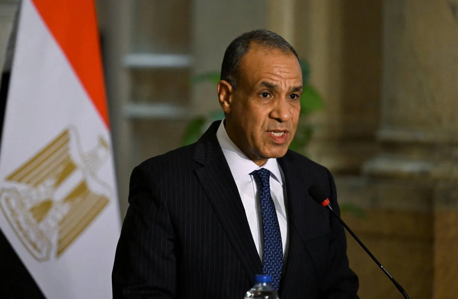 الخارجية المصرية تتحرك لخفض التصعيد: اتصالات مع طهران وواشنطن لتهدئة التوتر الإقليمي