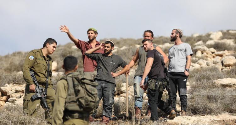 اعتداءات واسعة للمستوطنين تطال الضفة والقدس المحتلتين تحت حماية الاحتلال