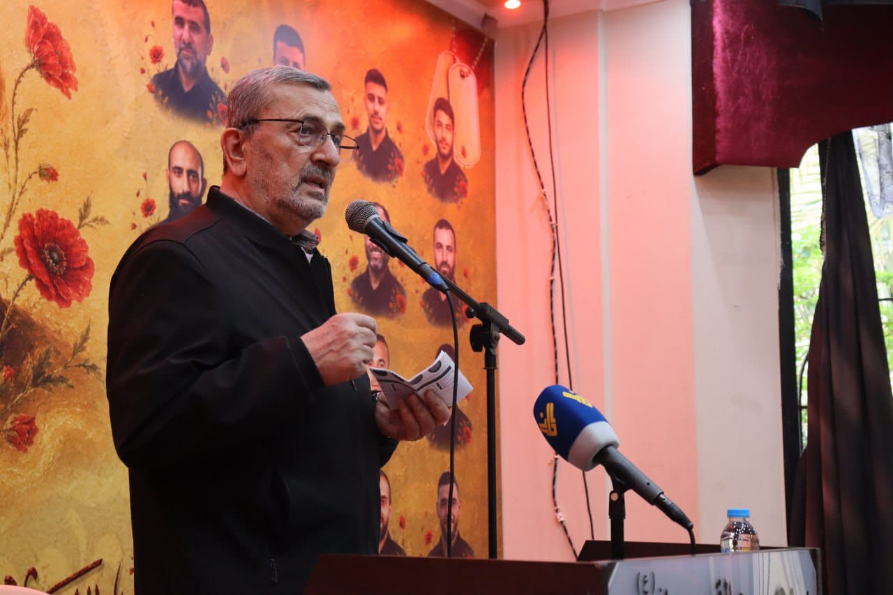عز الدين: خيار المفاوضات المباشرة بات يضر بالمصالح الوطنية عز الدين: خيار المفاوضات المباشرة بات يضر بالمصالح الوطنية