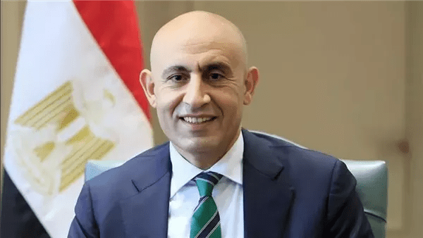 وزير «التعليم» يوجه بوضع مدرسة «جلوبال براديم» تحت الإشراف المالي والإداري وزير «التعليم» يوجه بوضع مدرسة «جلوبال براديم» تحت الإشراف المالي والإداري